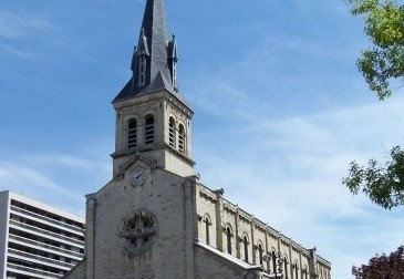 Restauration du massif d’entrée de la Paroisse Notre Dame de la Gare